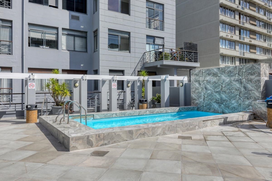 1 Bedroom Property for Sale in Cape Town City Centre Western Cape